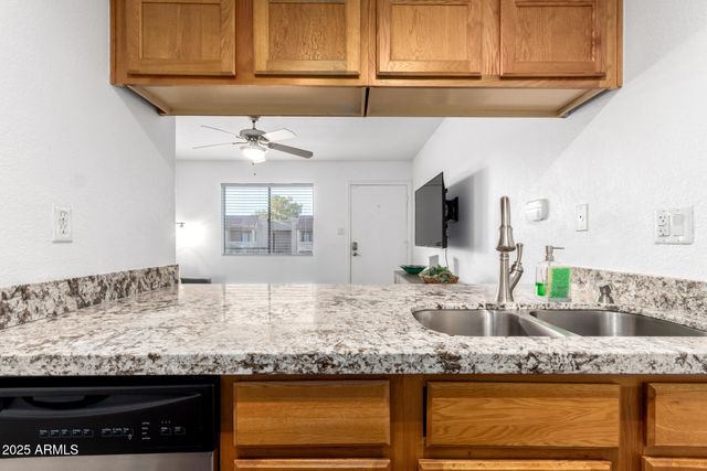 5995 N 78TH Street 2079, Scottsdale, AZ 85250