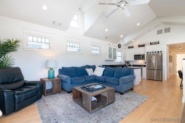 843 C, Coronado, CA 92118