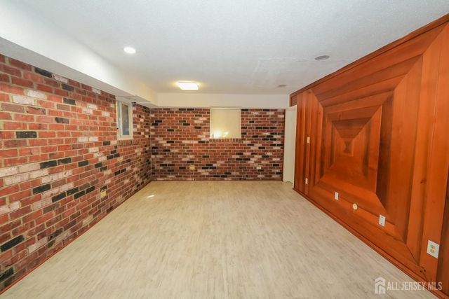 1308 Merrywood Drive, Edison, NJ 08817