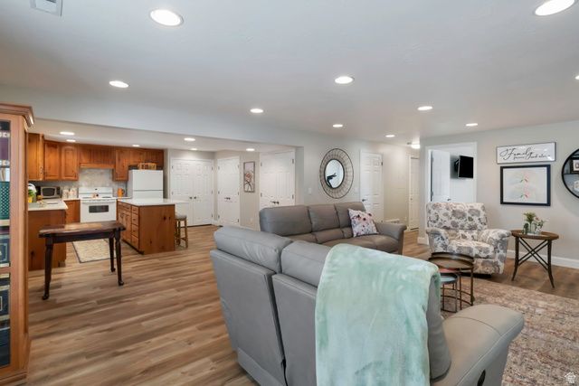 1457 S 2600 W, Syracuse, UT 84075