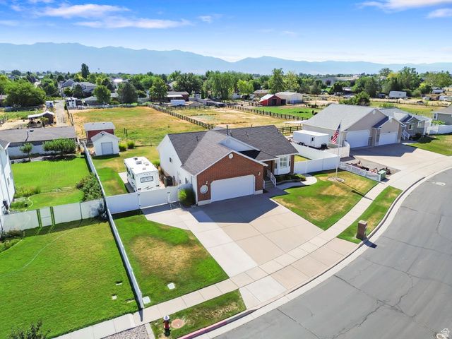 1457 S 2600 W, Syracuse, UT 84075
