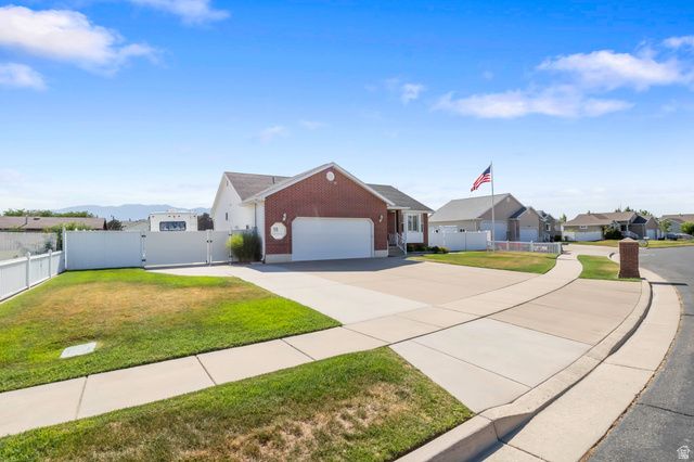 1457 S 2600 W, Syracuse, UT 84075
