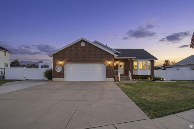 1457 S 2600 W, Syracuse, UT 84075