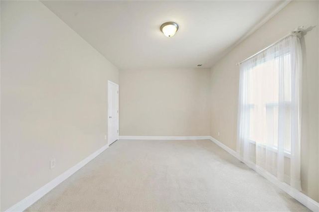 920 Southfork Drive, Loganville, GA 30052