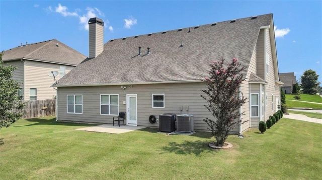920 Southfork Drive, Loganville, GA 30052