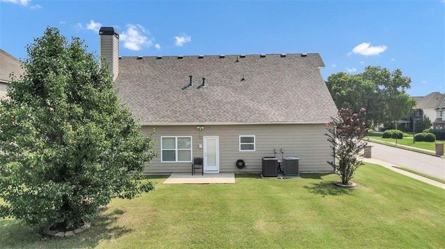 920 Southfork Drive, Loganville, GA 30052