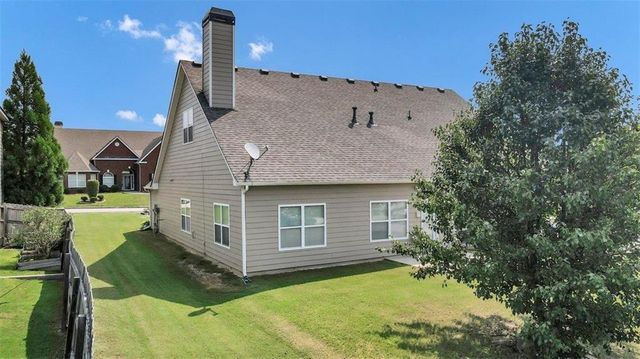 920 Southfork Drive, Loganville, GA 30052