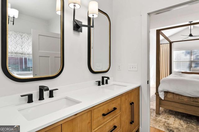 1060 Cobblestone Lane, Bogart, GA 30622