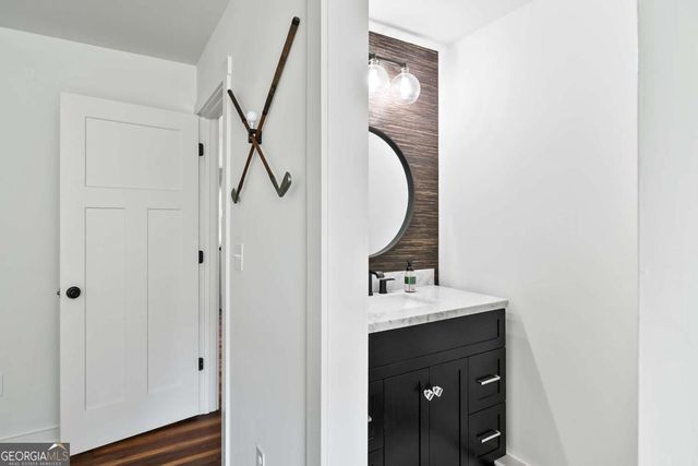 1060 Cobblestone Lane, Bogart, GA 30622