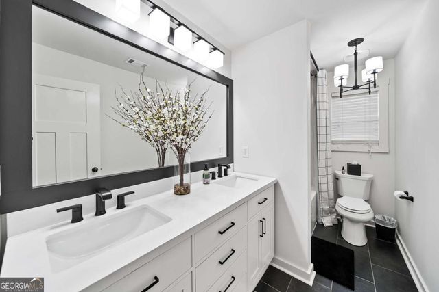 1060 Cobblestone Lane, Bogart, GA 30622