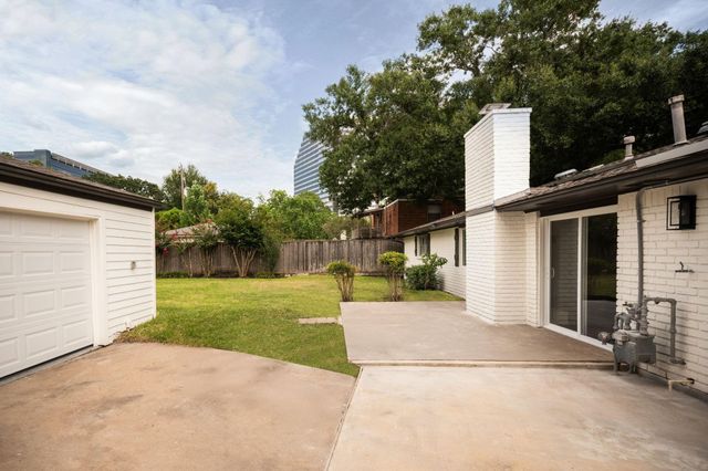 10618 Wickersham Lane, Houston, TX 77042