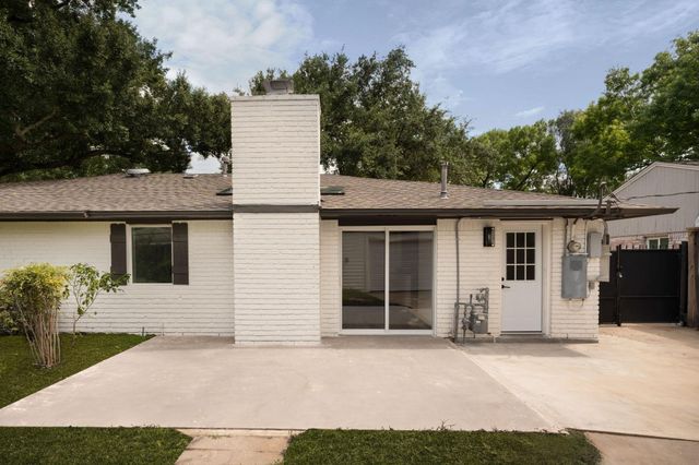 10618 Wickersham Lane, Houston, TX 77042