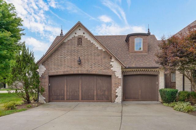 5909 S Brightwater Trail, Springfield, MO 65810