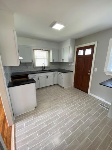 807 Richmond Avenue, Rossville, GA 30741
