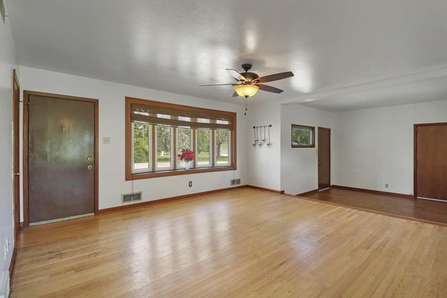 3301 Carol COURT, Oak Creek, WI 53154