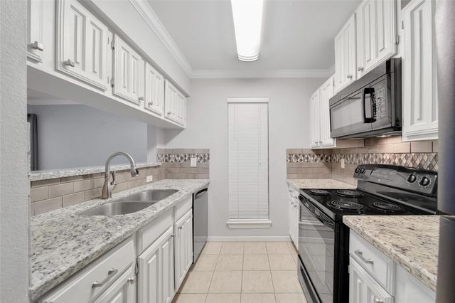 3500 Tangle Brush Drive 37, Spring, TX 77381