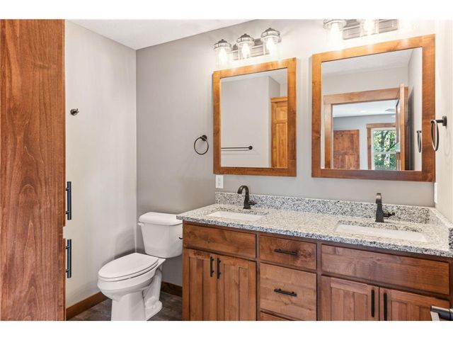 1635 72nd Avenue, Hammond, WI 54015