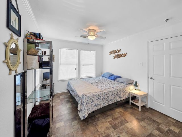 2006 Idyleview View, Crystal Beach, TX 77650