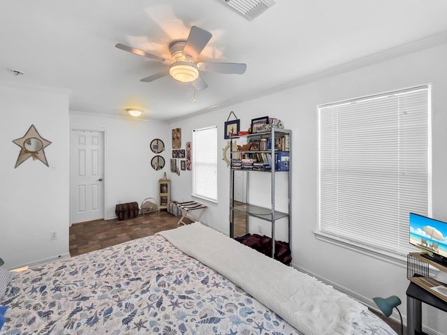 2006 Idyleview View, Crystal Beach, TX 77650