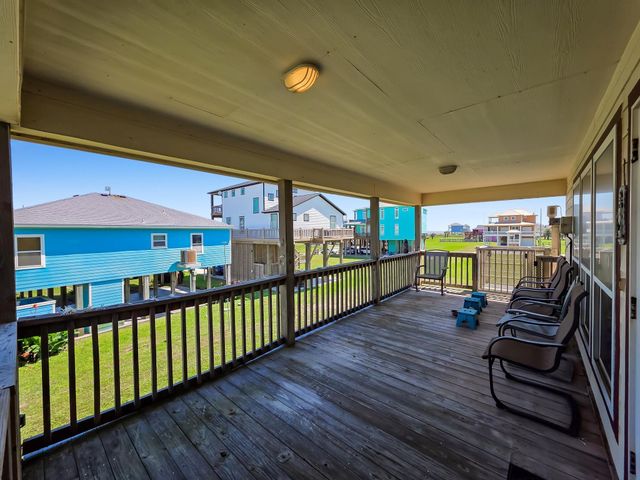 2006 Idyleview View, Crystal Beach, TX 77650