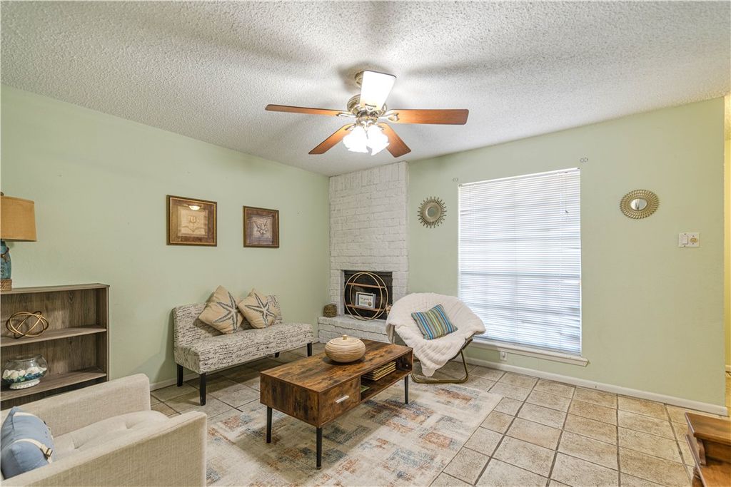 4929 Cedar Pass Dr A3, Corpus Christi, TX 78413 — photo 4