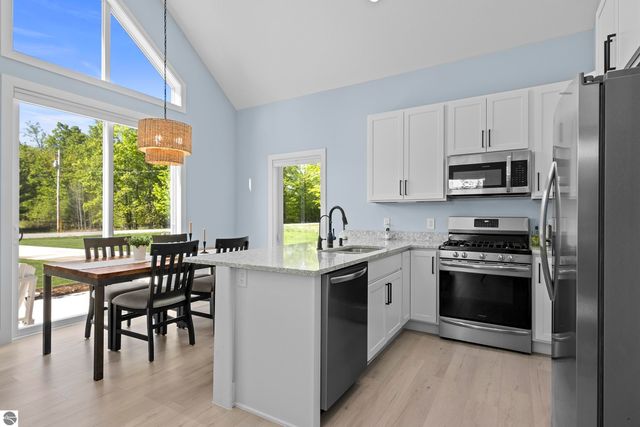 2013 E Kasson Road, Cedar, MI 49621