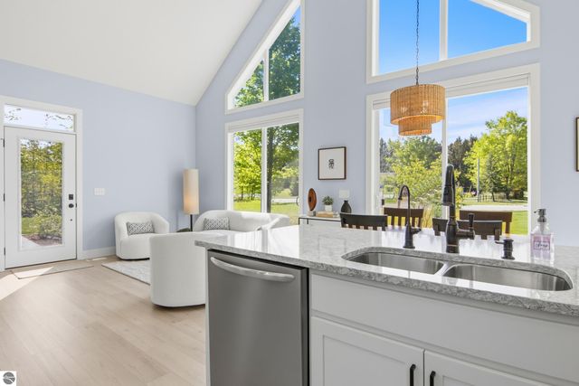 2013 E Kasson Road, Cedar, MI 49621