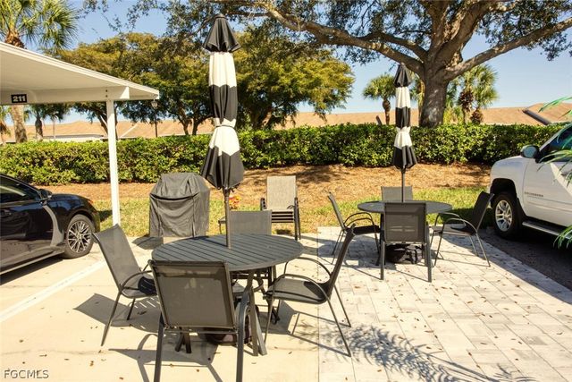 8096 Queen Palm LN 235, Fort Myers, FL 33966