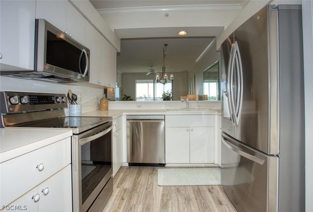 8096 Queen Palm LN 235, Fort Myers, FL 33966