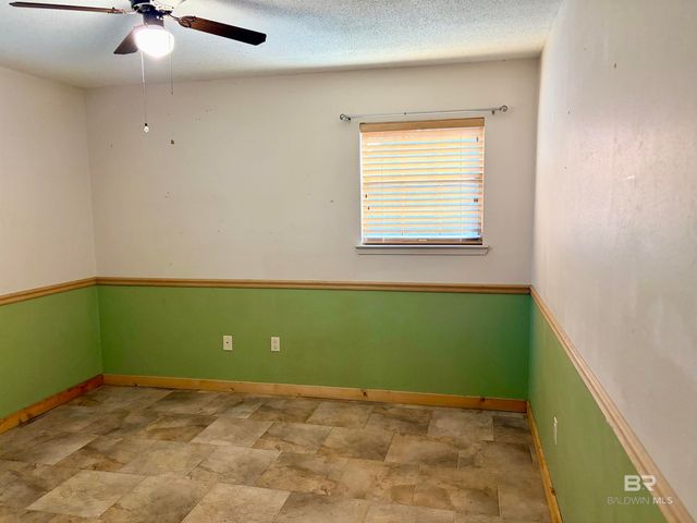 302 Woodlawn Avenue, Atmore, AL 36502