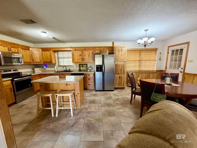 302 Woodlawn Avenue, Atmore, AL 36502