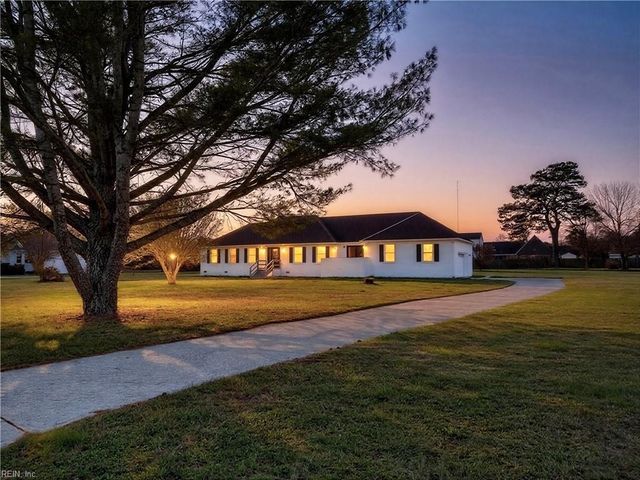 102 Foxcroft RD, Suffolk, VA 23435