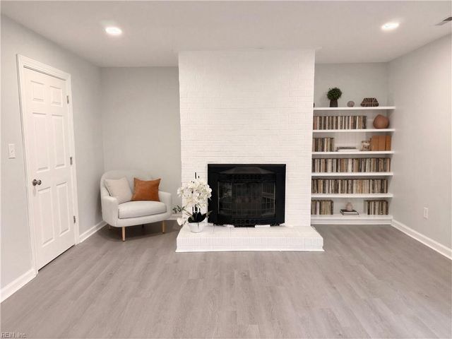 102 Foxcroft RD, Suffolk, VA 23435