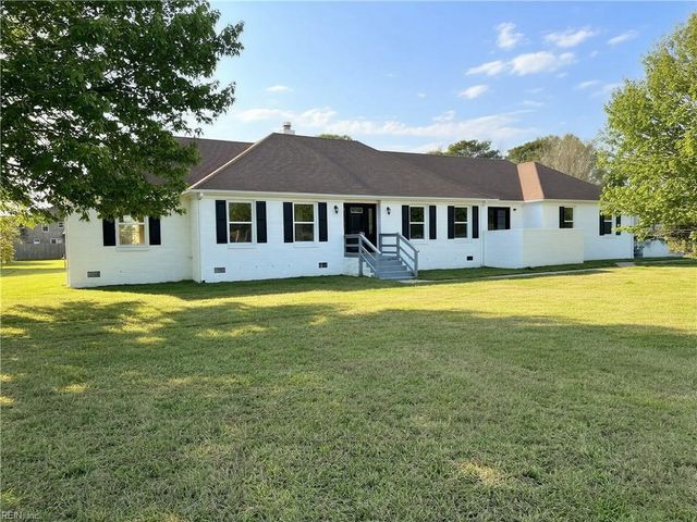 102 Foxcroft RD, Suffolk, VA 23435