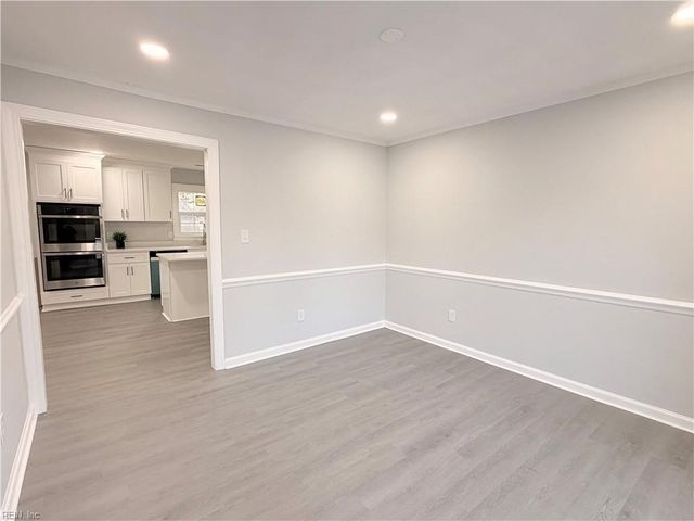 102 Foxcroft RD, Suffolk, VA 23435