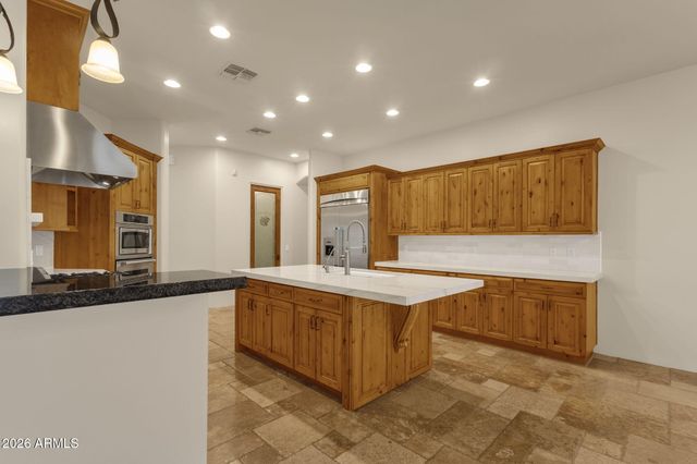 6 W PERDIDO Way, Phoenix, AZ 85086
