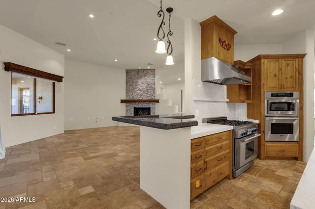 6 W PERDIDO Way, Phoenix, AZ 85086