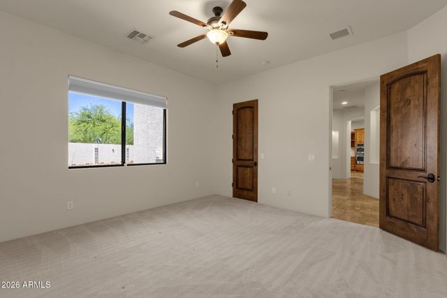 6 W PERDIDO Way, Phoenix, AZ 85086