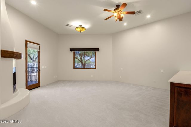 6 W PERDIDO Way, Phoenix, AZ 85086