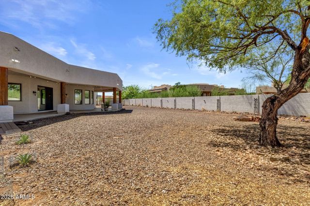 6 W PERDIDO Way, Phoenix, AZ 85086