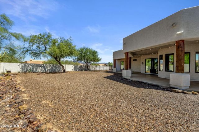 6 W PERDIDO Way, Phoenix, AZ 85086