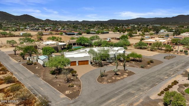 6 W PERDIDO Way, Phoenix, AZ 85086
