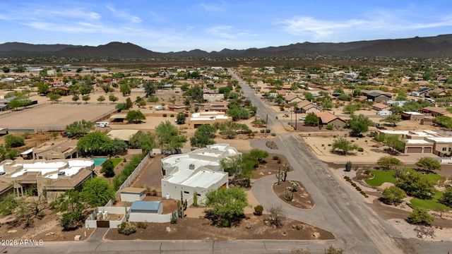 6 W PERDIDO Way, Phoenix, AZ 85086