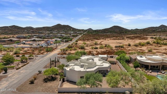 6 W PERDIDO Way, Phoenix, AZ 85086