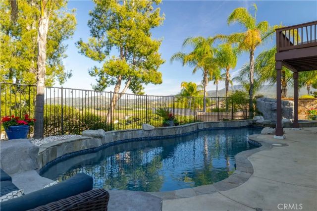 43250 Via Sabino, Temecula, CA 92592