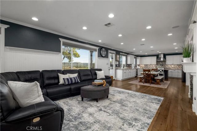 43250 Via Sabino, Temecula, CA 92592