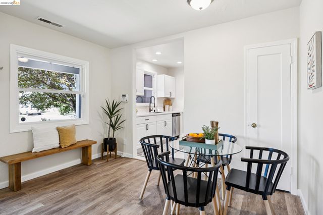 3200 Mcbryde Ave, Richmond, CA 94804