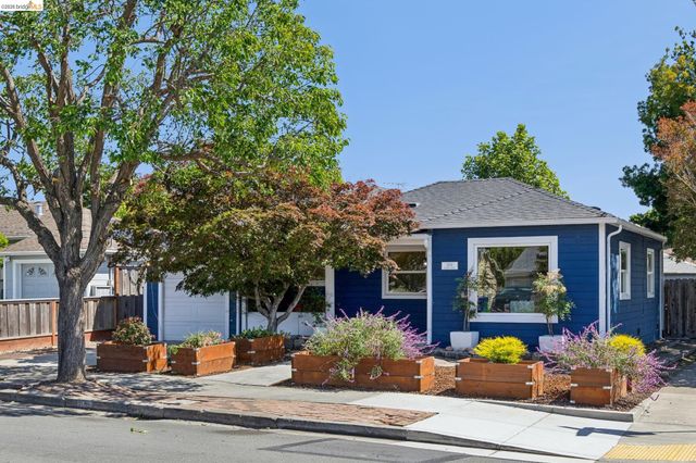 3200 Mcbryde Ave, Richmond, CA 94804