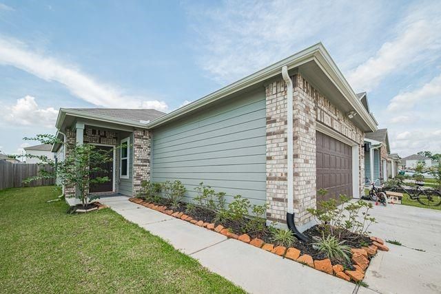 7826 Flowering Lotus Lane, Houston, TX 77016
