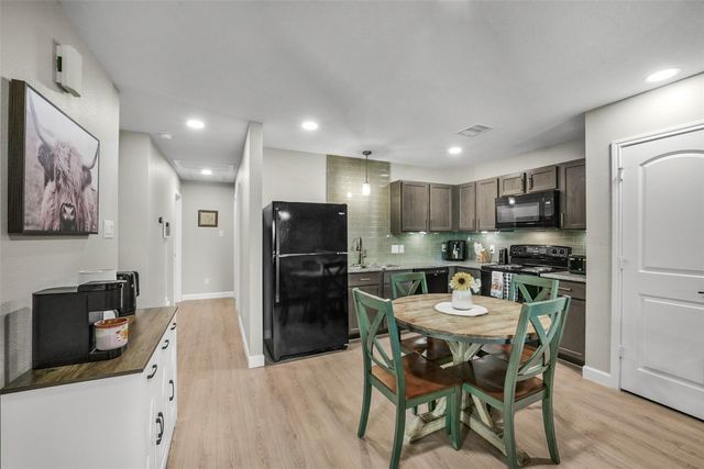 336 Road 5138, Cleveland, TX 77327